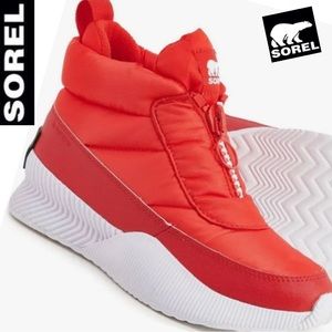 EUC Sorel Lil Puffy Boots